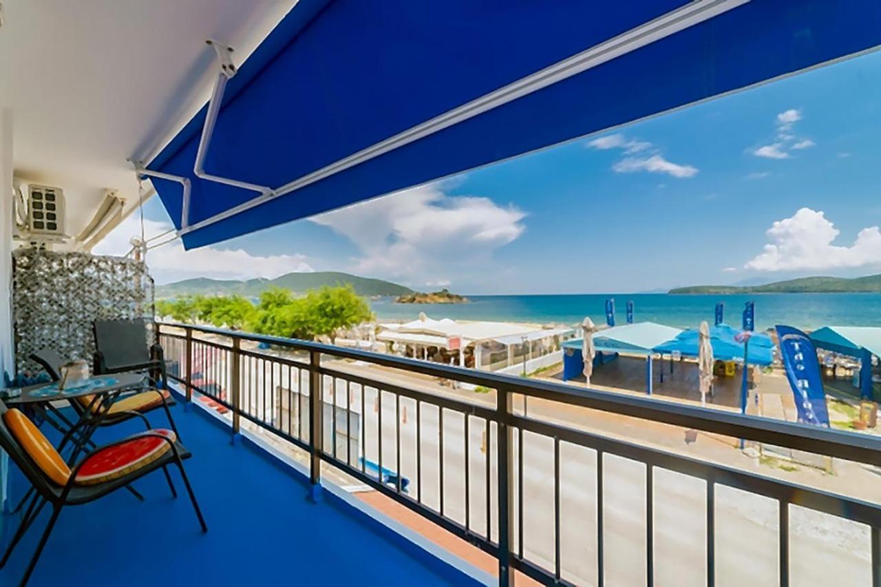Apartament Upper Deck Apt. Néa Péramos Zewnętrze zdjęcie