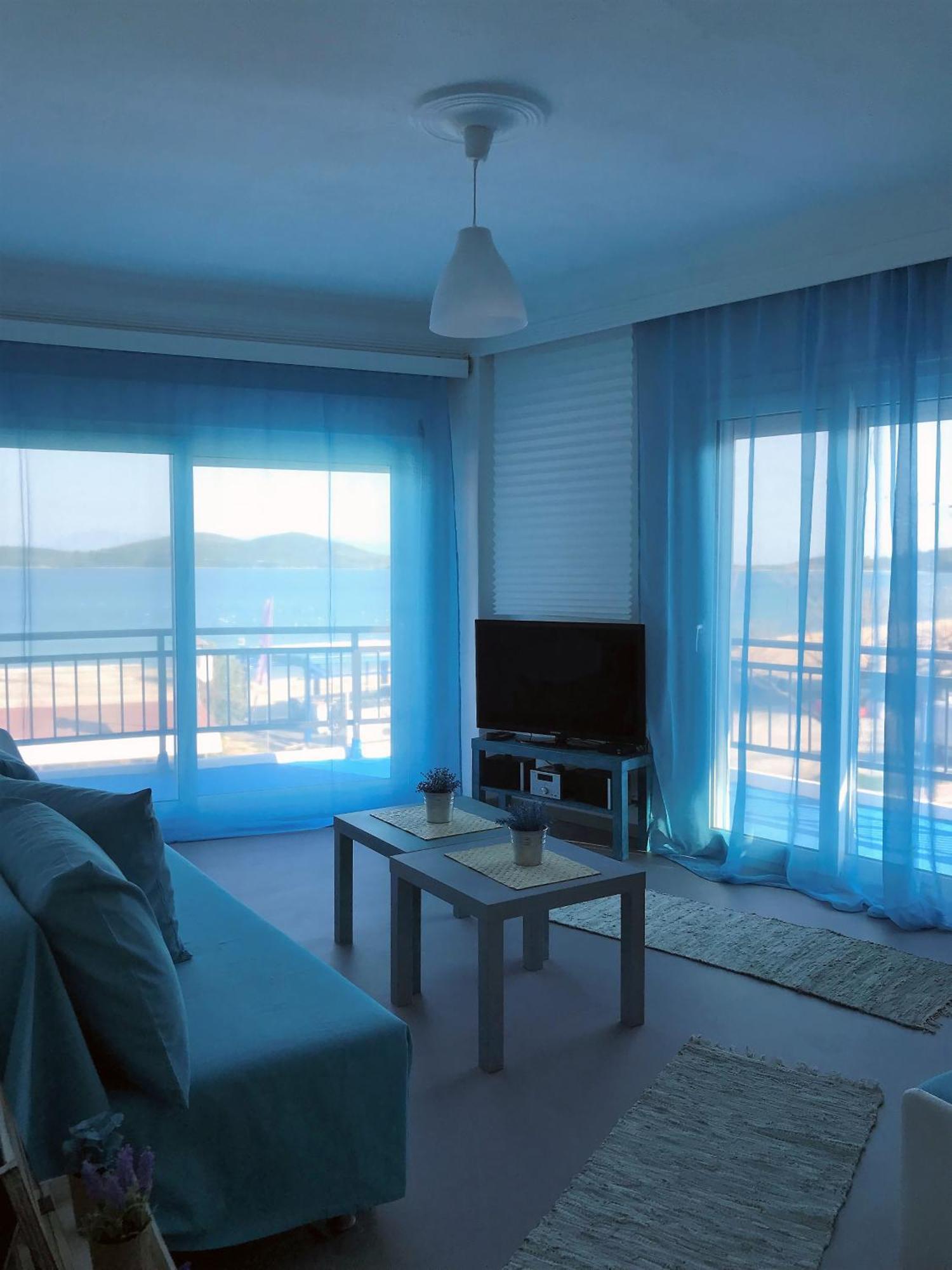 Apartament Upper Deck Apt. Néa Péramos Zewnętrze zdjęcie